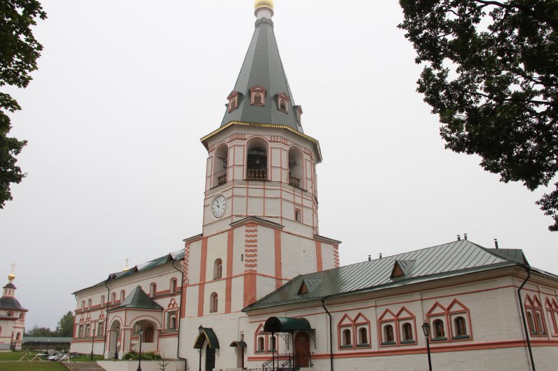 Иверский Богородицкий Святоозерский мужской монастырь